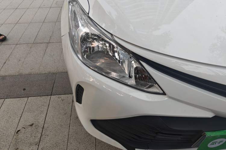 Used Toyota Vios 2017 1.5L CVT Innovation Edition Right Front Headlight