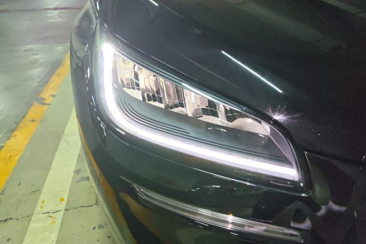 Used Lincoln Corsair 2020 2.0T Two-Wheel Drive Luxury Edition
