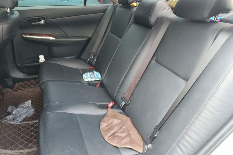 Used Toyota Camry 2012 2.5G Luxury Edition
