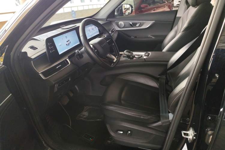 Used Chery Tiggo 8 PRO 2024 Champion Edition 290T Two-Wheel Drive Shining Version 5 Seats