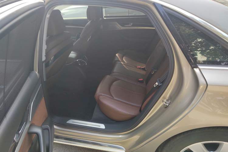 Used Audi A8 2013 A8L 45 TFSI quattro Comfort model