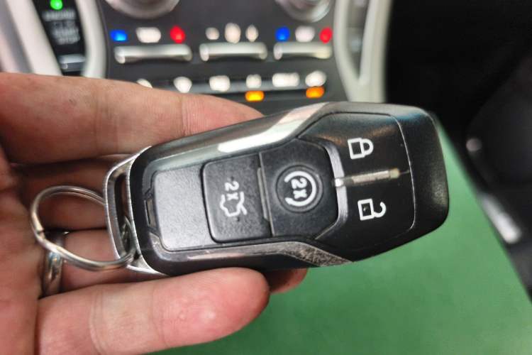 Used Lincoln MKX 2015 2.0T Four-Wheel Drive Luxury Edition Vehicle Key