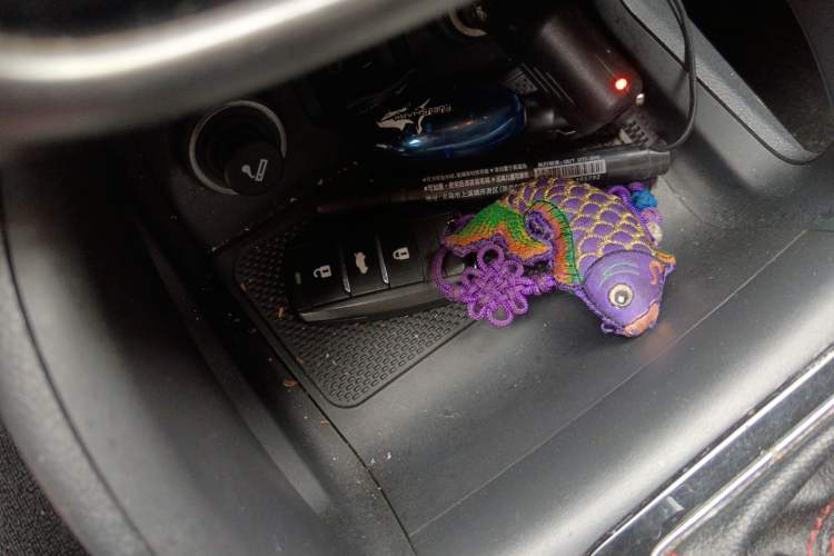 Used CHANGAN CS75 2016 1.8T Automatic Elite Model China V Standard
