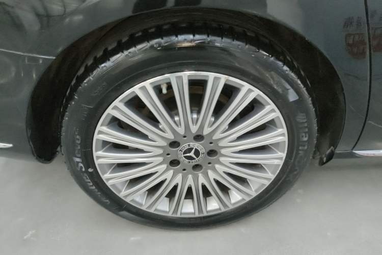 Used Mercedes-Benz E-Class 2020 Restyled E 300 L Exclusive Edition
