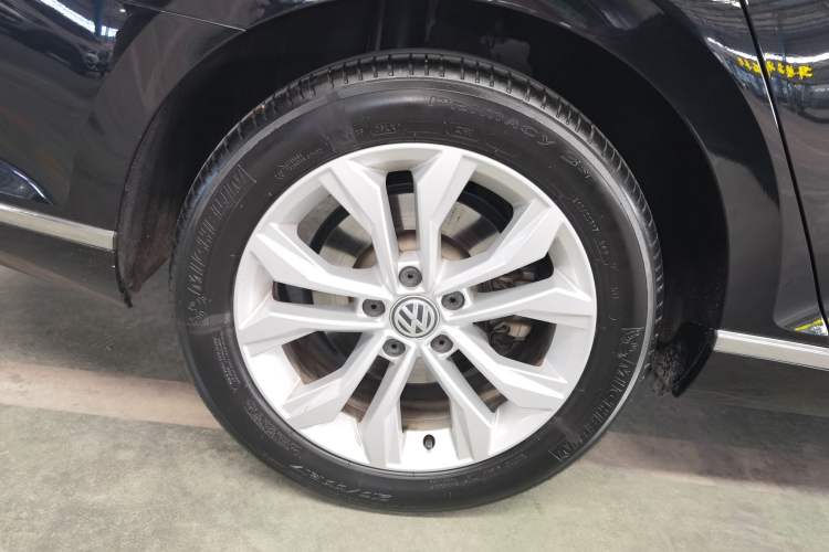 Used Volkswagen Magotan 2017 330TSI DSG Luxury Model
