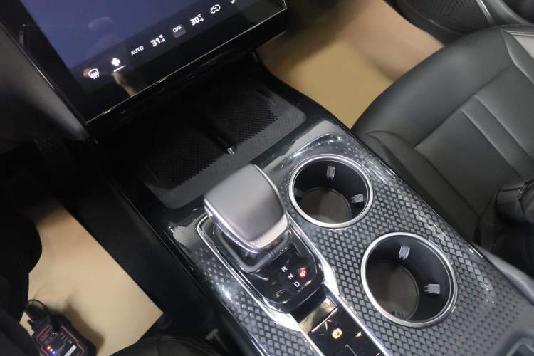 Used Hongqi HS3 PHEV 2024 PHEV 115km Jingwei Edition