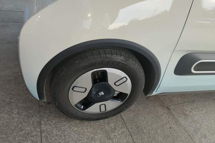 Used Baojun KiWi EV 2022 Artist Lite Edition Lithium Iron Phosphate