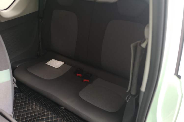 Used Wuling Hongguang MINIEV 2021 Macaron Premium Model – Lithium-NMC Left Rear Seat