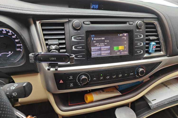 Used Toyota Highlander 2018 2.0T Two-Wheel Drive Elite Edition 7 Seats Emission Standard China V