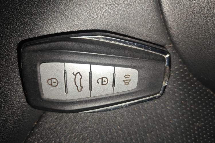 Used Geely Auto Emgrand GS 2019 1.4T Manual Ya