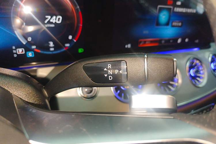 Used Mercedes-Benz E-Class 2023 E 260 Convertible Coupe
