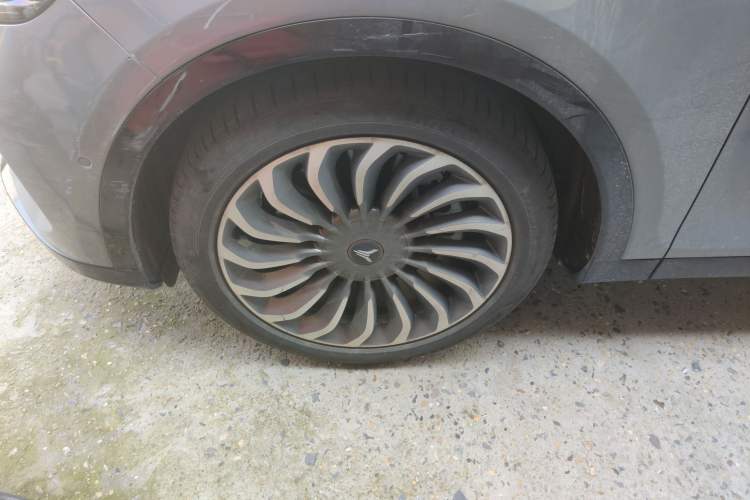 Used VOYAH FREE 2021 Four-Wheel Drive Standard Range-Extended Exclusive Luxury Package