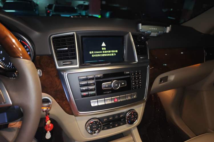 Used Mercedes-Benz M-Class 2012 ML 350 Luxury Edition