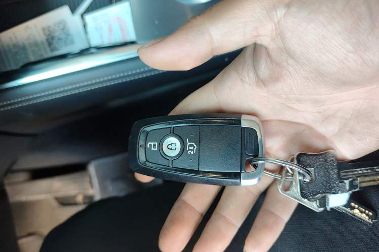 Used Ford Explorer 2023 EcoBoost 285 Four-Wheel Drive Stylish Plus Version 7 Seats