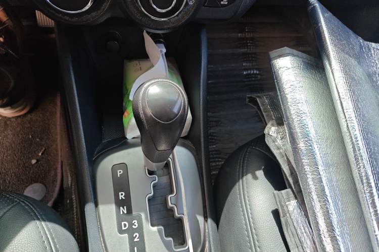 Used Kia K2 2012 Sedan 1.4L Automatic GLS Commemorative Edition
