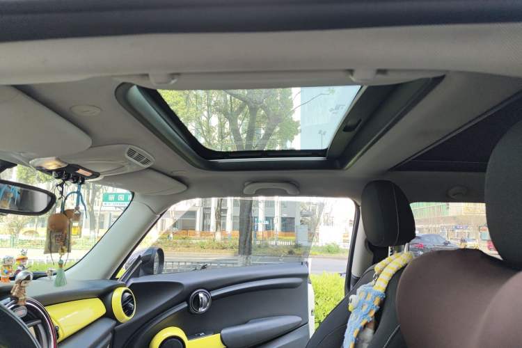 Used MINI 2014 1.5T COOPER Fun