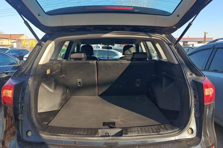 Used Zotye T600 2015 1.5T Manual Luxury Model Trunk