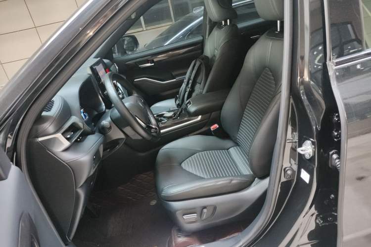 Used Toyota Crown Kluger 2023 2.5L HEV Four-Wheel Drive Luxury Edition Left Front Seat