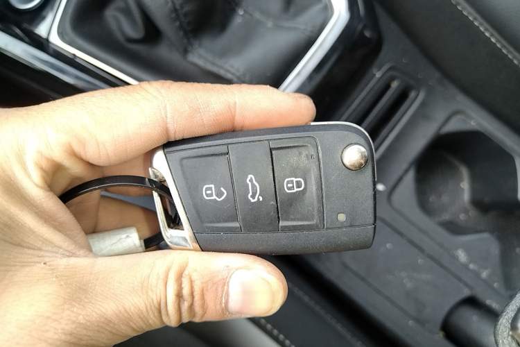 Used Volkswagen Tacqua 2023 200TSI DSG Joy-Connect Edition