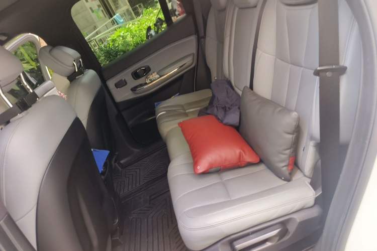 Used Nio ES8 2020 415 KM Signature Edition 7-Seater Version
