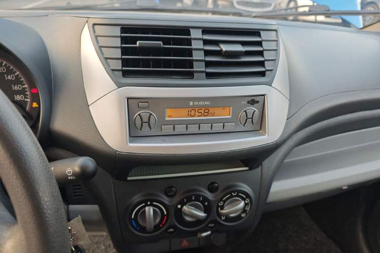 Used Suzuki Alto 2013 Revised Version 1.0L Manual Comfort Edition