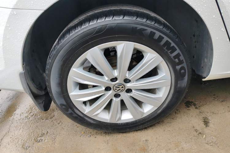 Used Volkswagen Bora 2016 1.6L Manual Comfort Model
