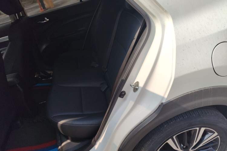 Used Kia kx1 Stonic 2021 1.4L CVT Fun & Sunroof Model