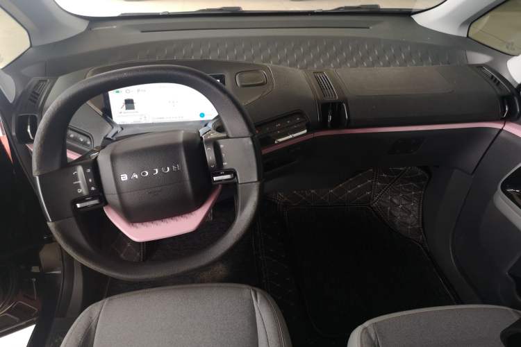 Used Baojun E300 2020 Plus Interstellar Future Edition Center Console