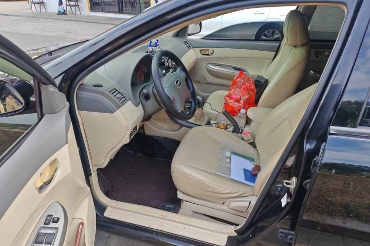 Used BYD L3 2011 New Fengchang Edition 1.5L Manual Comfort Model