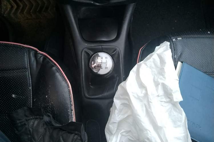 Used Peugeot 207 2011 Sedan 1.4L Manual Yule Edition Gear Lever