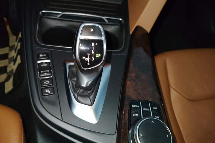 Used BMW 3 Series 2017 330Li xDrive Luxury Design Package
