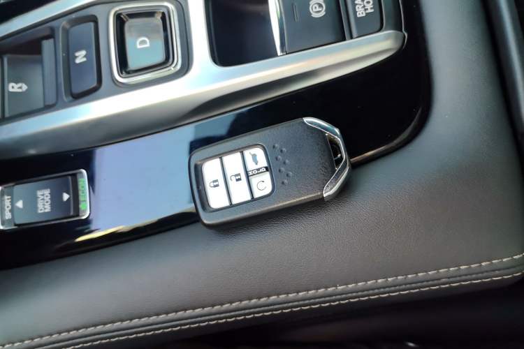 Used Honda UR-V 2020 370TURBO Two-Wheel Drive Luxury Edition
