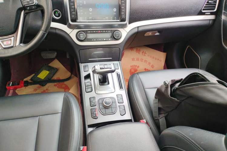 Used Haval H6 Coupe 2017 Red-Label 2.0T Automatic Two-Wheel Drive Elite Model
