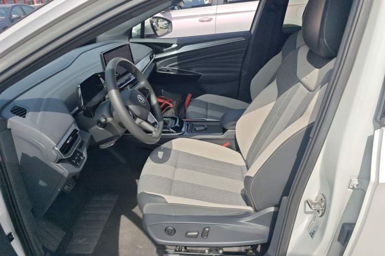 Used Volkswagen ID.4 CROZZ 2024 Pure Edition Limited Edition Left Front Seat