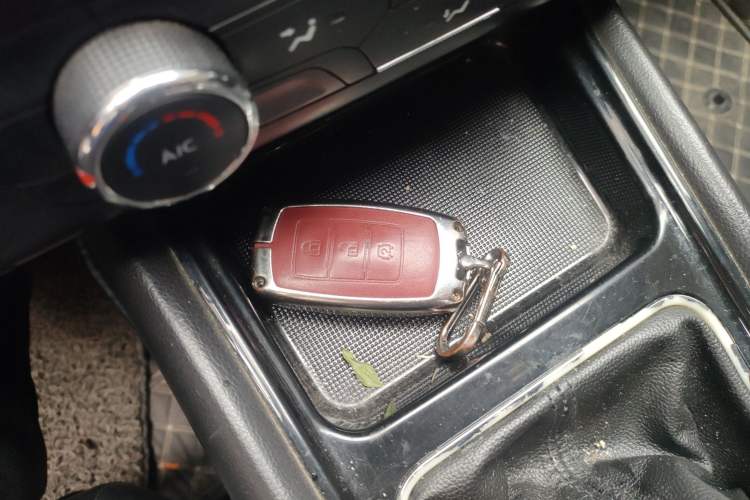 Used Dongfeng Fengon 580 2016 1.5T Manual Luxury Edition