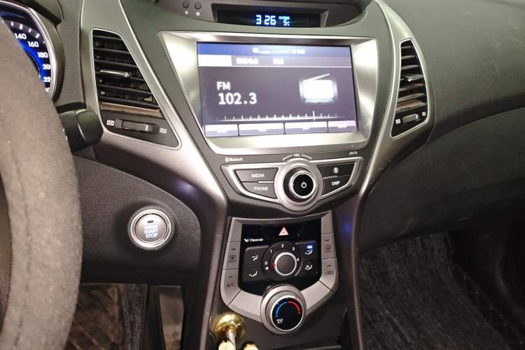 Used Hyundai Elantra (5th Generation / Langdong) 2016 1.6L Automatic Prestige Model
