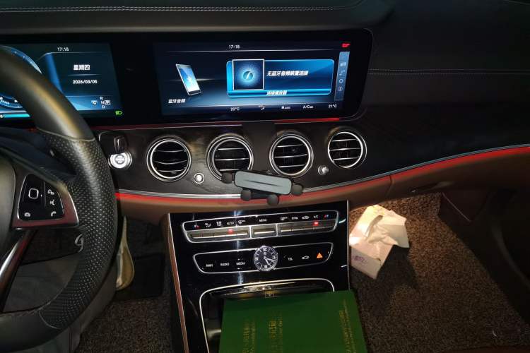 Used Mercedes-Benz E-Class 2016 E 300 L Sporty and Stylish Model
