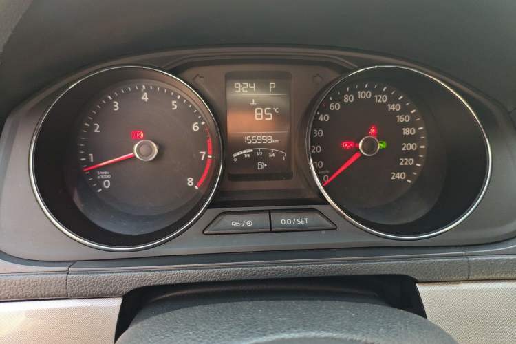 Used Volkswagen Lavida 2015 230TSI DSG Comfort Edition Instrument Cluster