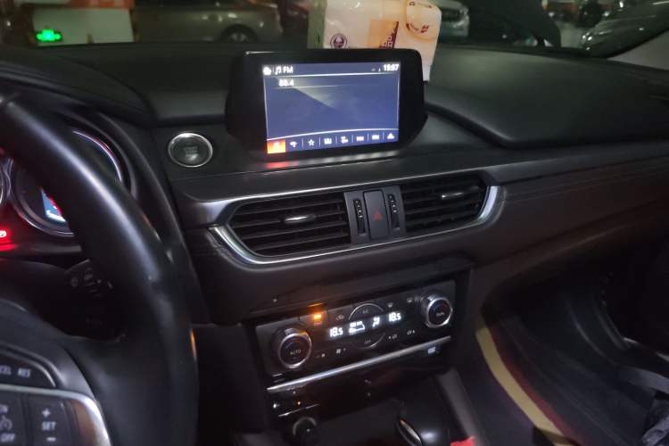 Used Mazda Atenza 2017 2.5L Skyactiv Sport Edition
