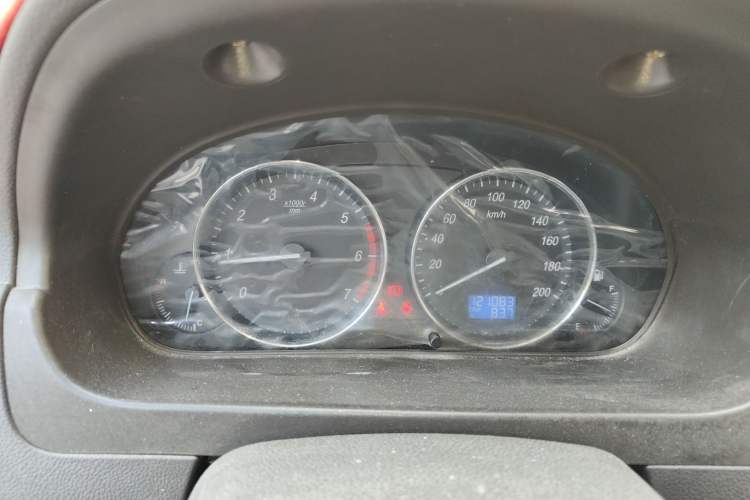 Used BAIC Weiwang M30 2015 1.5L Comfort version DAM15 Instrument Cluster