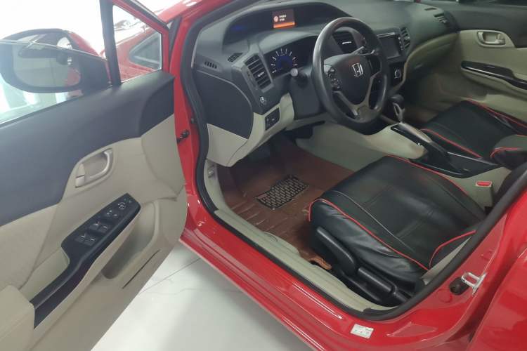 Used Honda Civic 2014 1.8L automatic comfort version