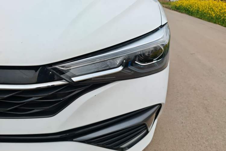 Used Roewe i5 2021 1.5L CVT Diamond Edition
