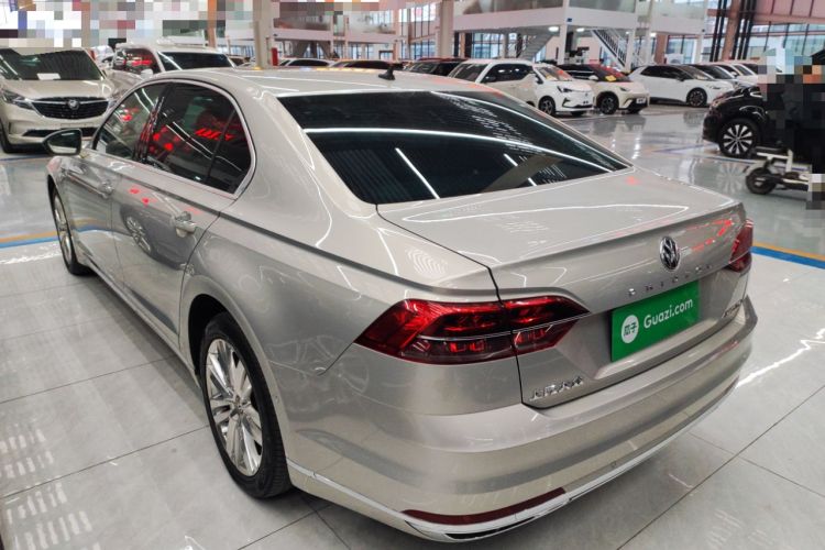 Used Volkswagen Phideon 2016 380TSI Two-Wheel-Drive Executive Version
