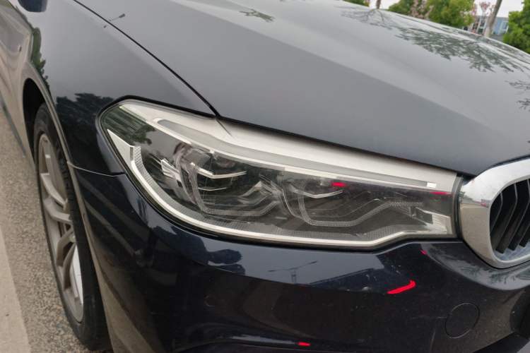 Used BMW 5 Series 2019 Restyled 525i M Sport Package Right Front Headlight