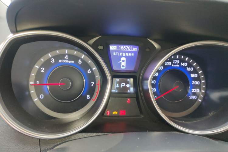 Used Hyundai Elantra (5th Generation / Langdong) 2015 1.6L Automatic Luxury Model
