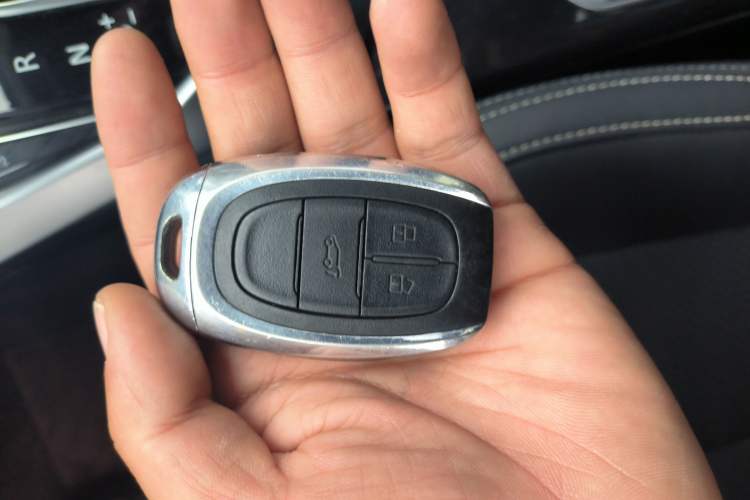 Used SAIC MAXUS G50 2019 1.5T Automatic Luxury Edition China VI Standard
