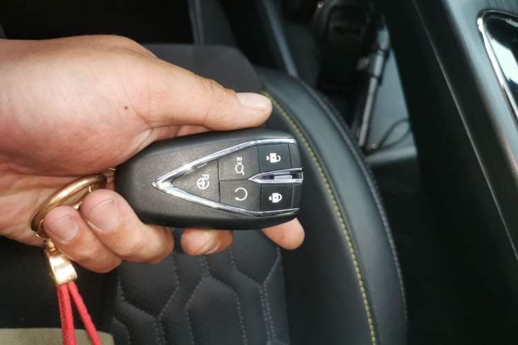 Used CHANGAN UNI-T 2021 1.5T Sport Edition Flagship Version Vehicle Key