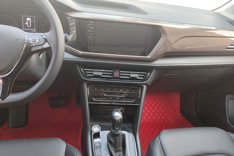 Used Volkswagen Tharu 2021 280TSI Two-Wheel-Drive Luxury Plus Edition