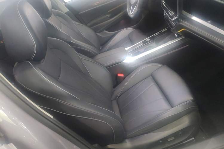 Used Volkswagen Passat 2025 Pro 380TSI Dragon Supreme Edition