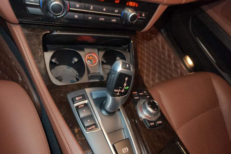 Used BMW 5 Series 2014 525Li Leading Model